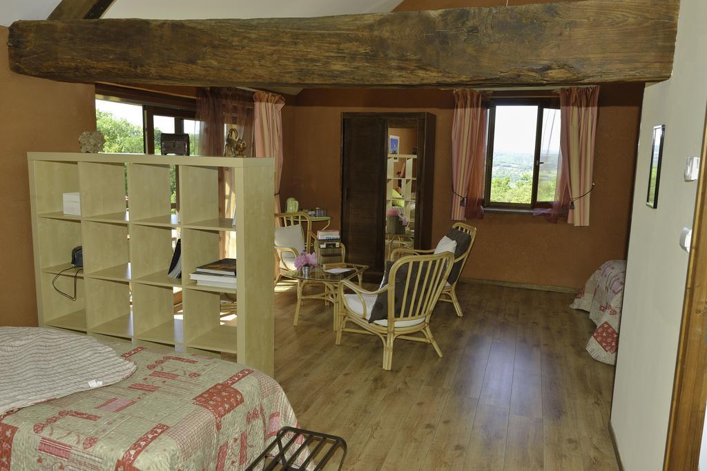 Bed and Breakfast La Parenthese Saint-Genix-sur-Guiers Exterior foto