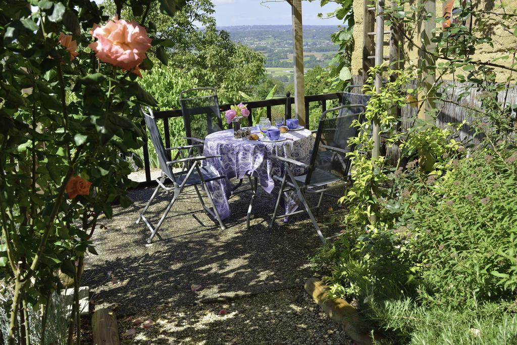 Bed and Breakfast La Parenthese Saint-Genix-sur-Guiers Exterior foto